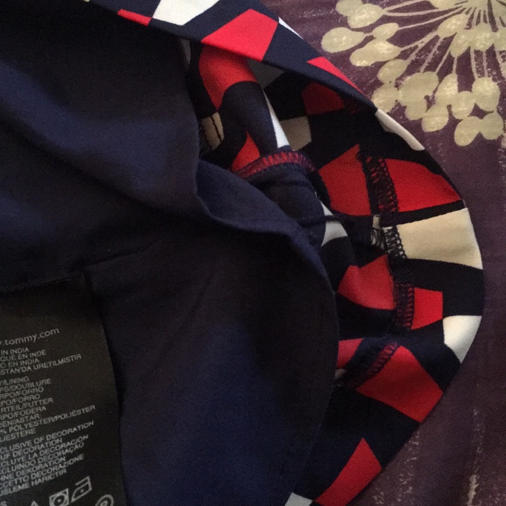 Tommy Hilfiger knee length skirt - Picture 3 of 6